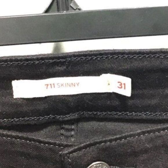 Levi's 711 Skinny Jeans in Black - Size 12 - NWT - Picture 7 of 8